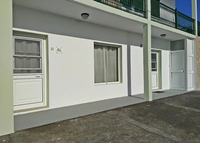 Rua De Baixo Apartments